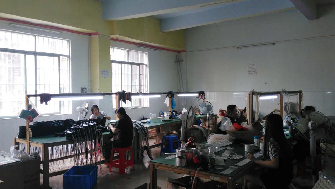 客戶李老板工廠現(xiàn)場加工圖