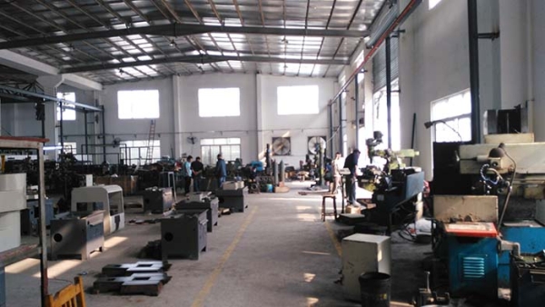 二次加工設備生產車間NO3(凱恩利機床）