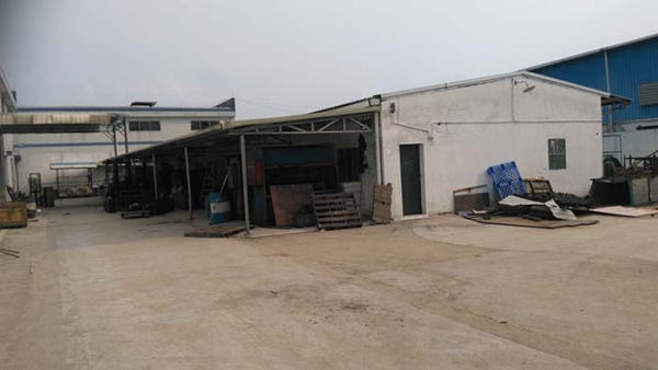 臨時物料堆放區NO4(凱恩利機床）