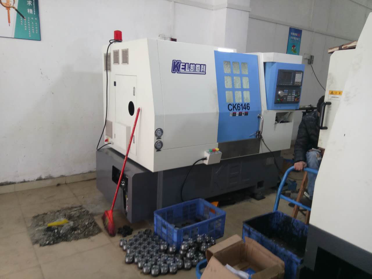 伍國寶老板訂購凱恩利46標準排刀機 伍國寶老板訂購凱恩利46標準排刀機