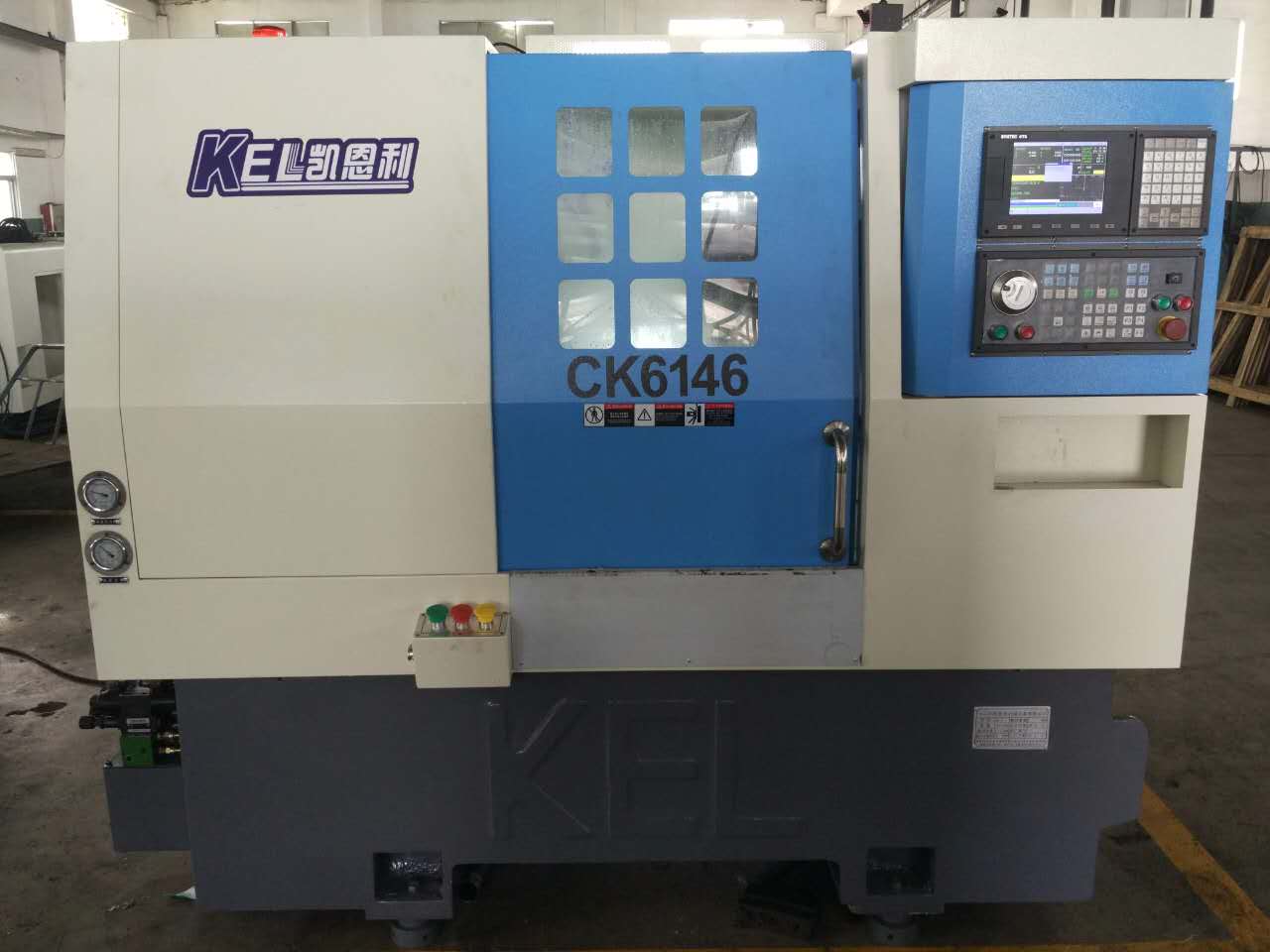 CKX6146C (46標準排刀機)∠45斜床身高配置數控車床 CKX6146C (46標準排刀機)∠45斜床身高配置數控車床