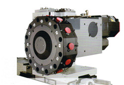 采用臺灣六鑫八工位液壓旋轉刀塔，定位精度高、故障率低、換刀快，就近換刀。