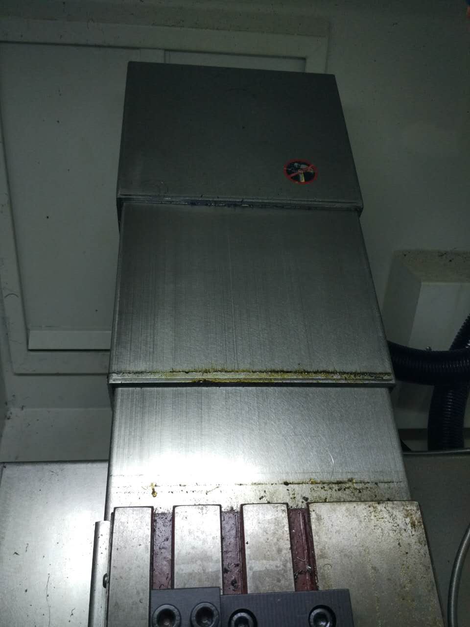 冷卻泵采用臺灣進口的大排量冷卻泵